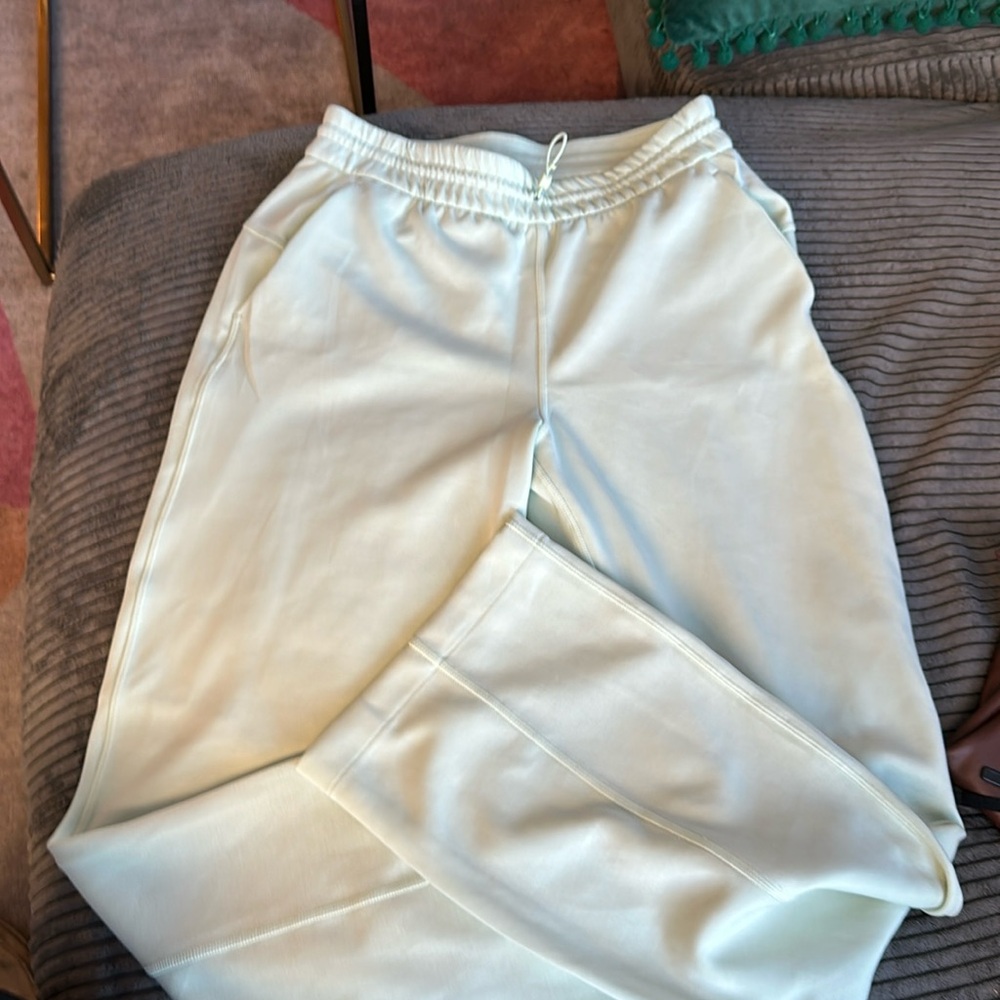 COPY - Lululemon softstreme high rise pant regular